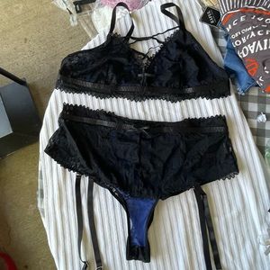 2 pc lingerie 22W. NWT